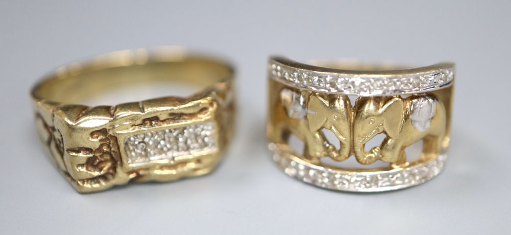 A 9ct two-colour gold pierced elephant ring and a similar modernist textured gentlemans ring, 11.8g